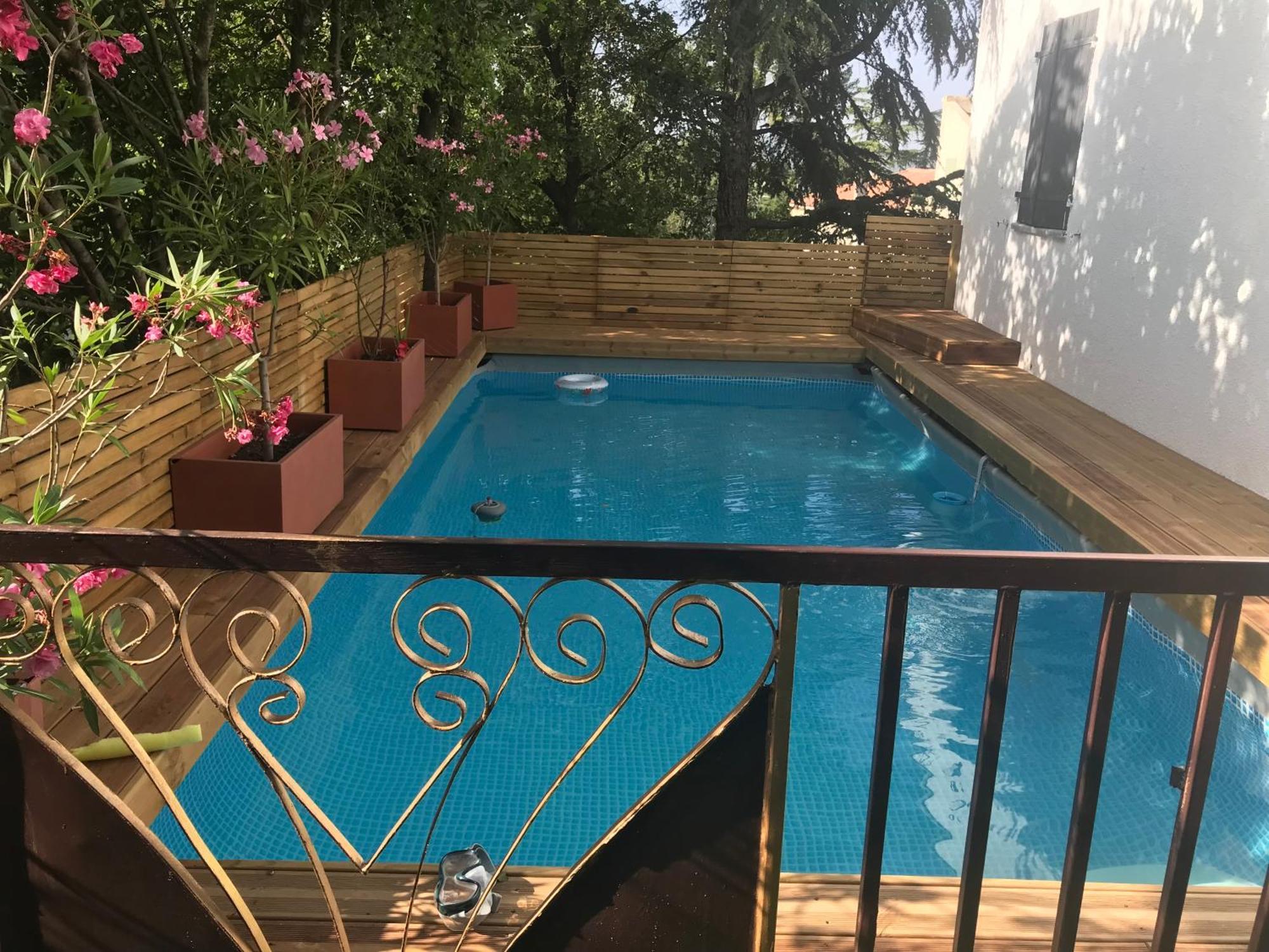 Le Riad Saint-Maximin 外观 照片
